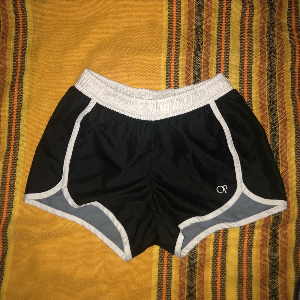 Black shorts 🏊🏼‍♀️🏊🏼‍♀️